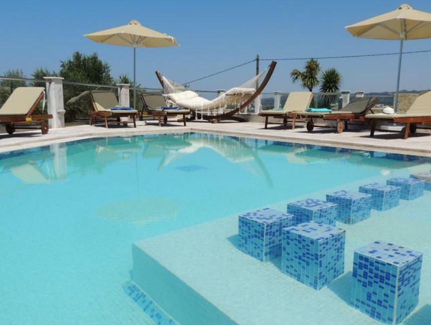 Provarma hills luxury villa gerani Gerani  Exteriör bild